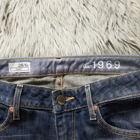 Gap women Jean's,  size 28/6r. - Picture 2 of 7